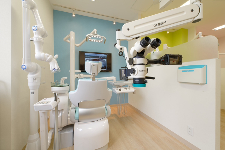 にじいろマイクロスコープセラミック歯科医院