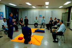 ＡＥＤ講習風景|石神井消防署大泉出張所にて